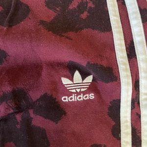 Adidas maroon leopard print leggings